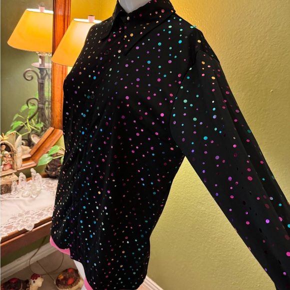 Colorful Polka Dot Button-Up Shirt - Picture 5 of 9